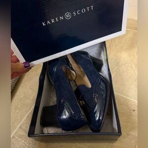 Navy, Karen Scott loafers. Excellent condition.